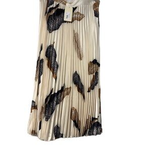 Portrait NWT Cream and Black Pleated A-line Midi Skirt for Night Out XL